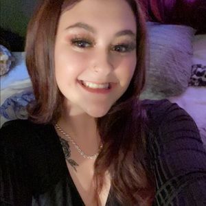 Meet your Posher, Ashton